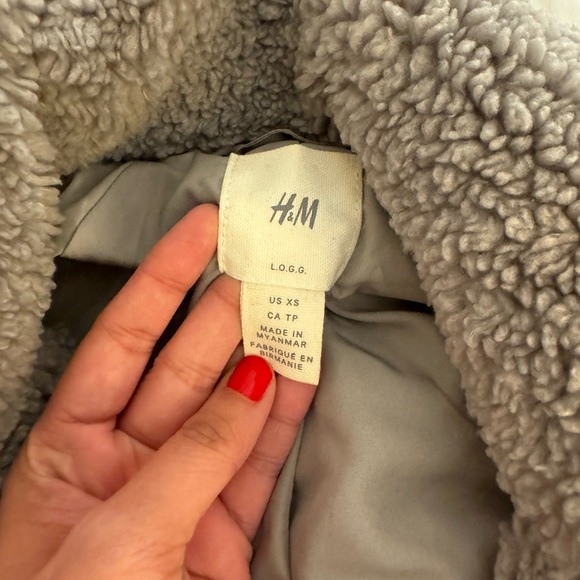 H&M coat - Picture 3 of 4